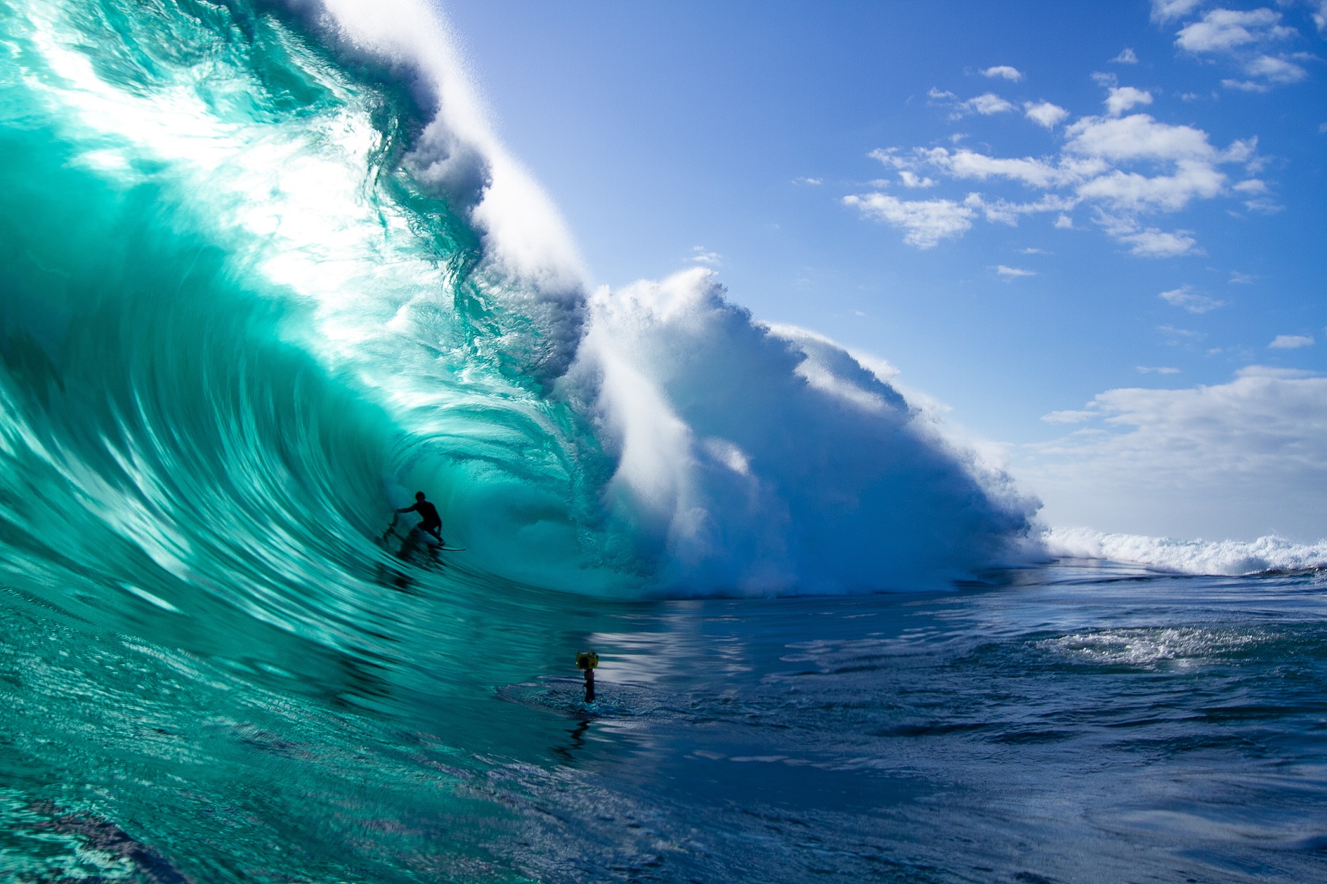 iceland surf trips