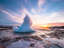 Geyser Strokkur eruption