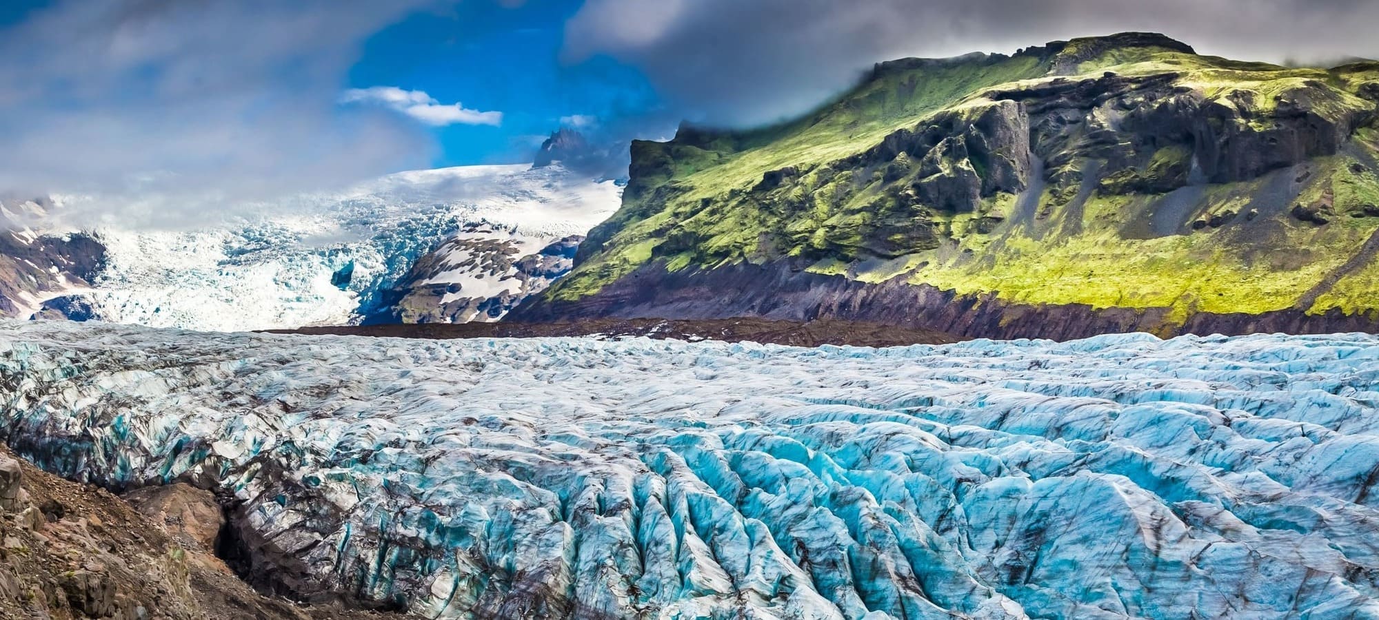 Iceland Travel - Stunning Vatnajokull glacier and mountains in Iceland