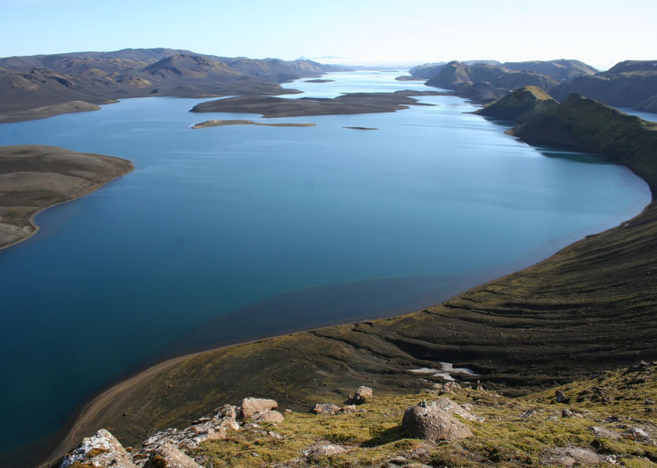 iceland trekking