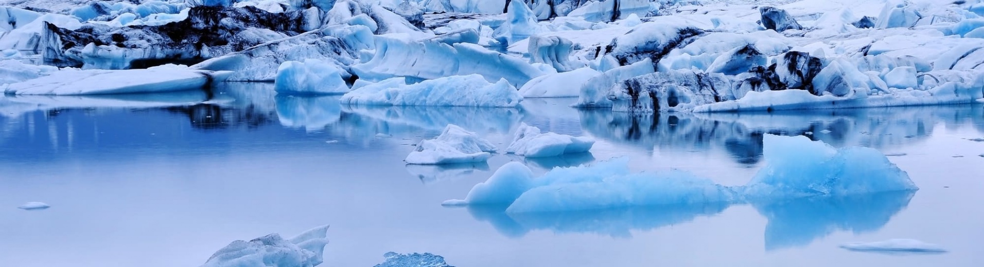 Iceberg in Jokulsarlon lagoon, Iceland