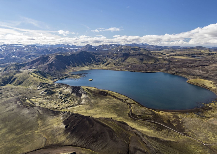 self drive around iceland