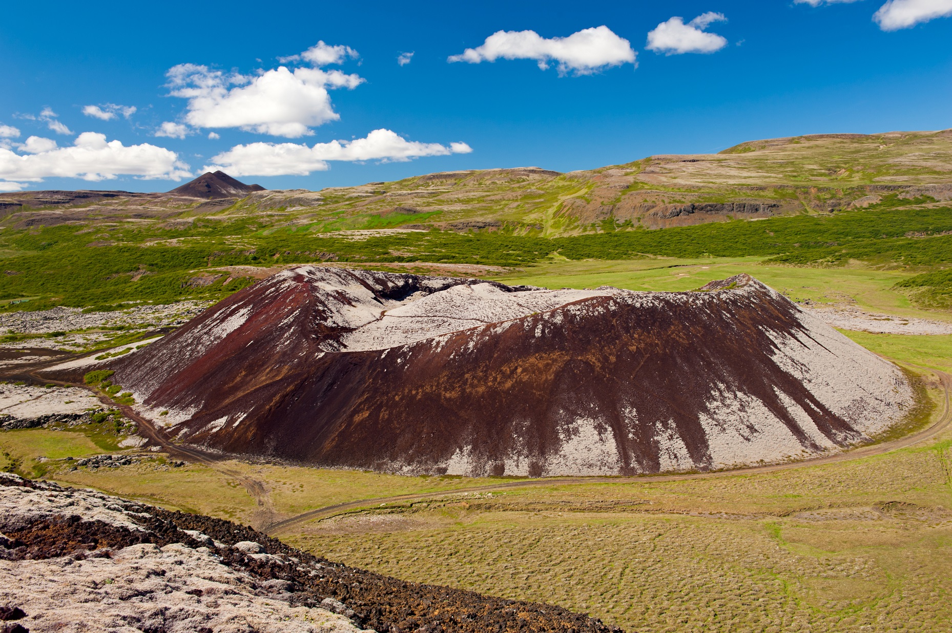 Grabrok Crater