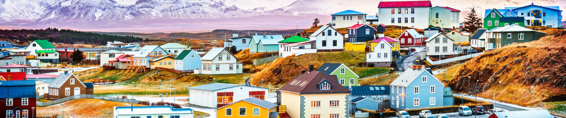 colored-houses-iceland