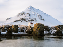 Arnastapi fishing town