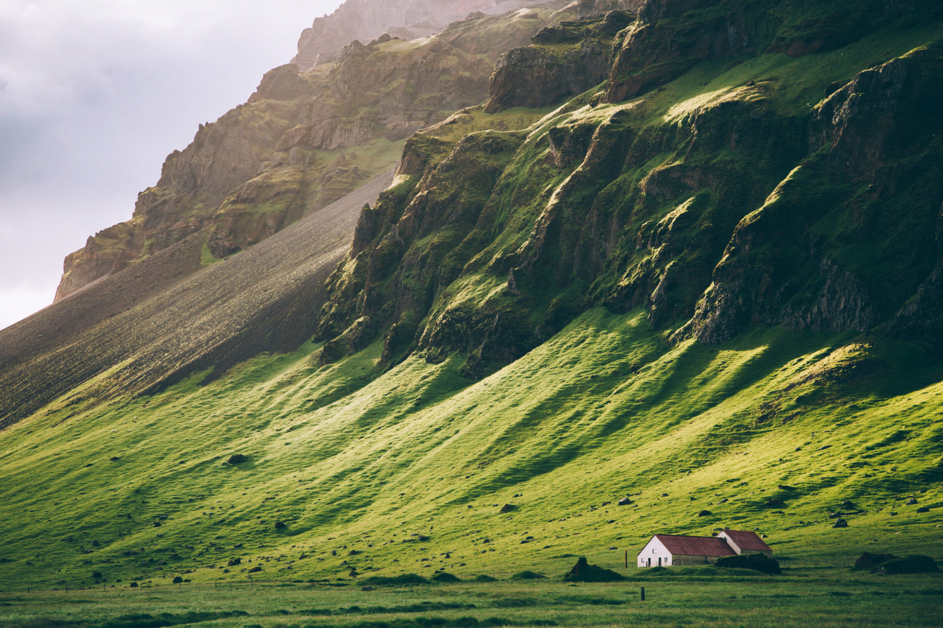 luxury-getaway-south-iceland
